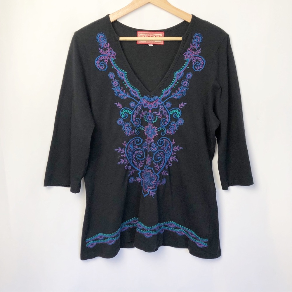JWLA | Embroidered Blouse